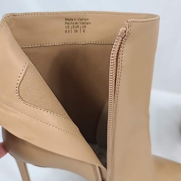 NEW Aldo Women's Yiader Faux Leather Stilleto Heel Ankle Boot Beige Sz 8.5 NIB - Picture 6 of 9